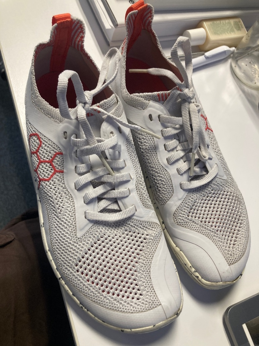 Vivo barefoot womens 8.5 EU39 white mesh sneakers